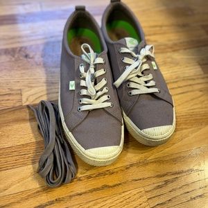 Mens Cariuma khaki brown sneakers size 12